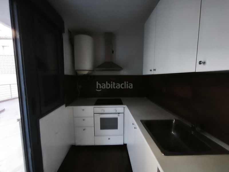 Foto 51bb3f5d-7fa2-4252-a8d1-3880cf147eb5. Pis a Guindalera Madrid