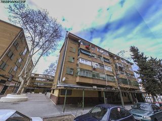 Pis a Pz/ De la Obra