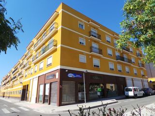 Aparcament cotxe a C/ Los Postigos