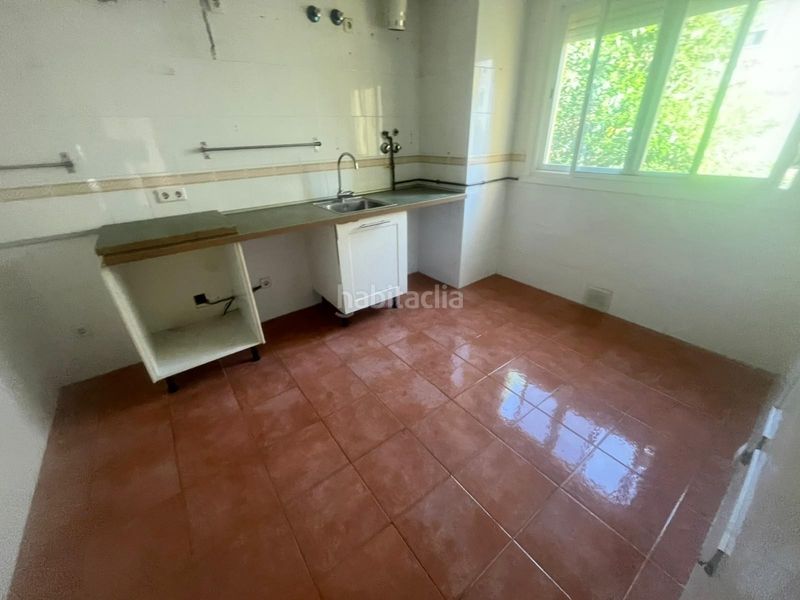 Foto d30fce0c-7ddd-4254-a32f-8f4bbe043e7e. Pis a Algaba (La)