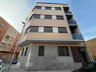 Flat  C/ valletes. Solvia inmobiliaria  piso amposta