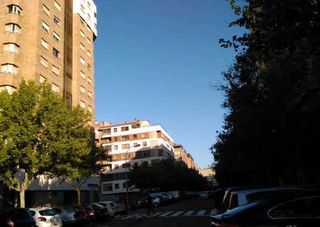 Aparcament cotxe a C/ Alfonso El Batallador