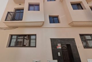Flat  C/ badajoz. Solvia inmobiliaria  piso arrecife