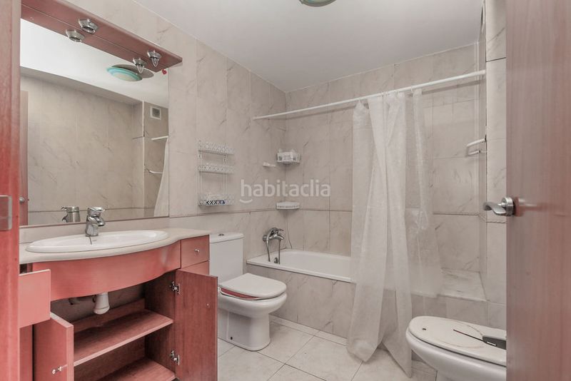 Foto 2e6ab7a0-b33e-4c50-ae06-2b713b7c8cad. Pis a Centre Salou