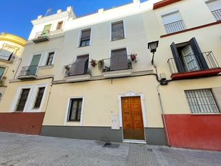 Etagenwohnung  C/ alberto lista. Solvia inmobiliaria  piso sevilla