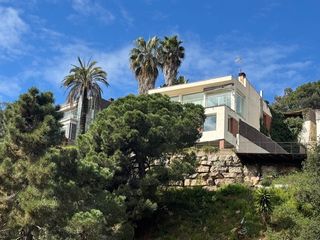 Chalet  Av. plá de rosell. Solvia inmobiliaria  chalet independiente lloret de mar