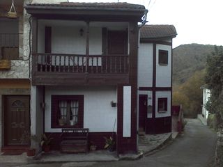 Casa aparellada  Aldea santa rosa. Solvia inmobiliaria  chalet adosado mieres