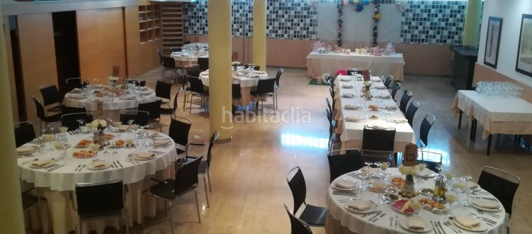 Foto f17da1b4-be43-43c0-abe7-c6ba8bad2699. Edificio in Bullas