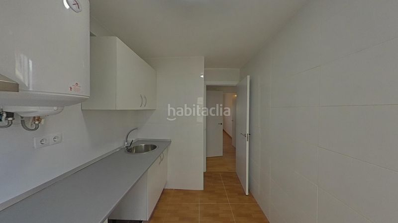 Foto 14a0b408-5089-4235-ba74-5e32c0e11c7f. Pis a Puerta Bonita Madrid