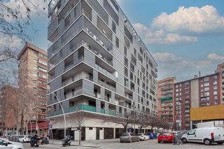 Pis  C/ gélida. Solvia inmobiliaria  piso barcelona