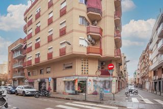 Pis  C/ mestre carbo. Solvia inmobiliaria  piso hospitalet de llobregat el