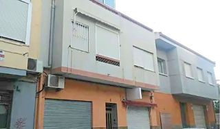 Chalet  C/ santo domingo guzmán. Solvia inmobiliaria  casa petrer