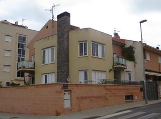 Casa aparellada a C/ Pintor Joan Miró
