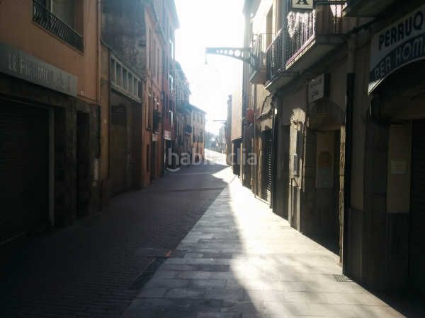 Foto edeeb1d4-52da-4dd5-8a07-cede11de9d63. Edifici a Jonquera (La)