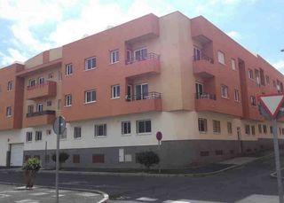 Pis  C/ isla de lobos. Solvia inmobiliaria  piso granadilla de abona