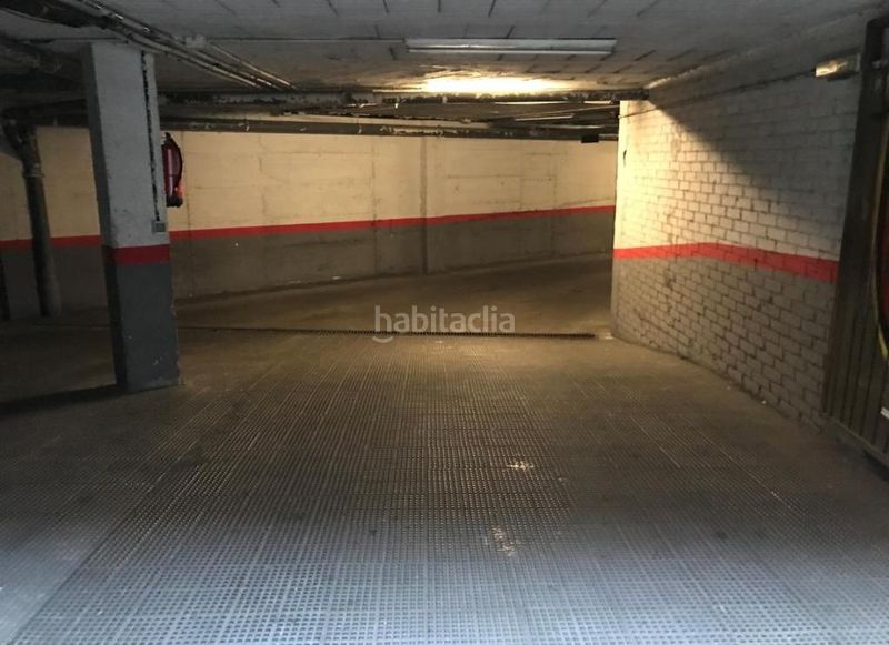 Foto 4af3a9bd-2bb9-4337-bf3c-7db055390050. Aparcament cotxe a Los Cármenes Madrid