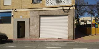 Local Comercial  C/ poniente. Solvia inmobiliaria  locales murcia