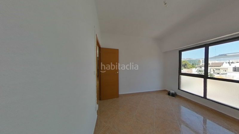 Foto 8a914770-cbc5-4fca-befb-5b1f419418e2. Pis a Benimàmet Valencia
