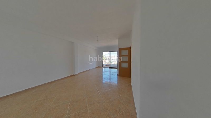 Foto b4d709dc-0a71-4cb8-9654-ff5bdf6b9935. Pis a Benimàmet Valencia