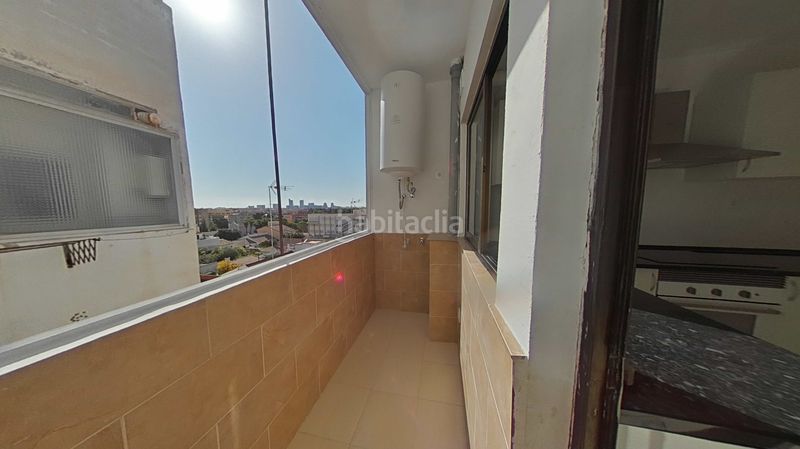 Foto f7813868-f32b-4d19-80b6-bdec8677625d. Pis a Benimàmet Valencia