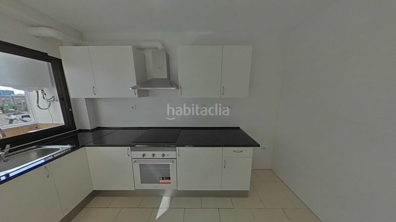 Foto ff02aa86-66be-4193-a376-e3d699f046b3. Pis a Benimàmet Valencia
