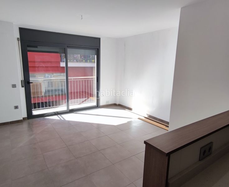 Foto 14a8fccc-b69e-4af4-b76b-bead1f09d4dc. Pis a Centre Blanes