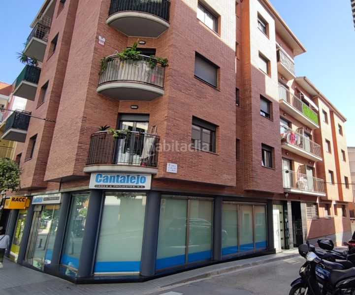 Foto ec0c677d-7c0c-405a-9116-7c86318242d1. Pis a Centre Blanes