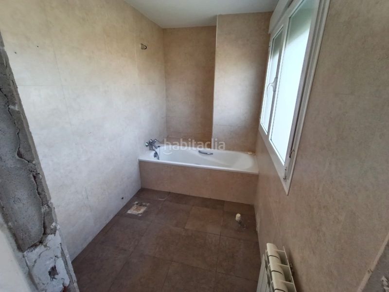 Foto 9cdf3c7e-a6ea-42f9-a183-15376641ef73. Casa pareada solvia inmobiliaria chalet adosado yuncos en Numancia de la Sagra