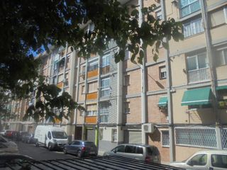 Pis  C/ llunetes. Solvia inmobiliaria  piso cornellà de llobregat