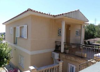 Xalet  C/ coste del garraf. Solvia inmobiliaria  chalet independiente calafell