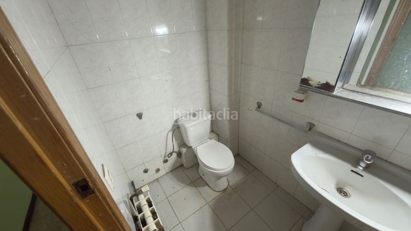 Foto 16c7ba78-be3d-4143-90d5-dd47585eaf94. Pis a Centre Salt