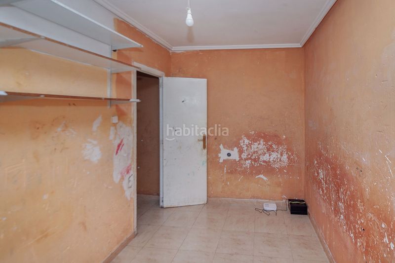 Foto b3d72759-a9dd-48d3-9934-94cf70b7c599. Pis a El Río Mislata