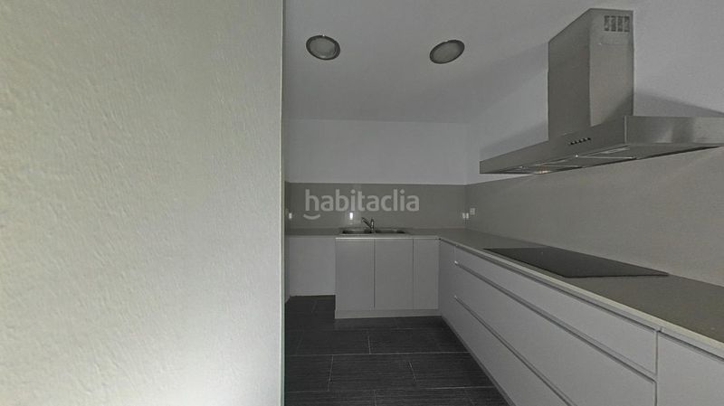 Foto d3790218-7010-44df-b7bb-74211f55c7ea. Pis amb calefacció a Mestral Reus