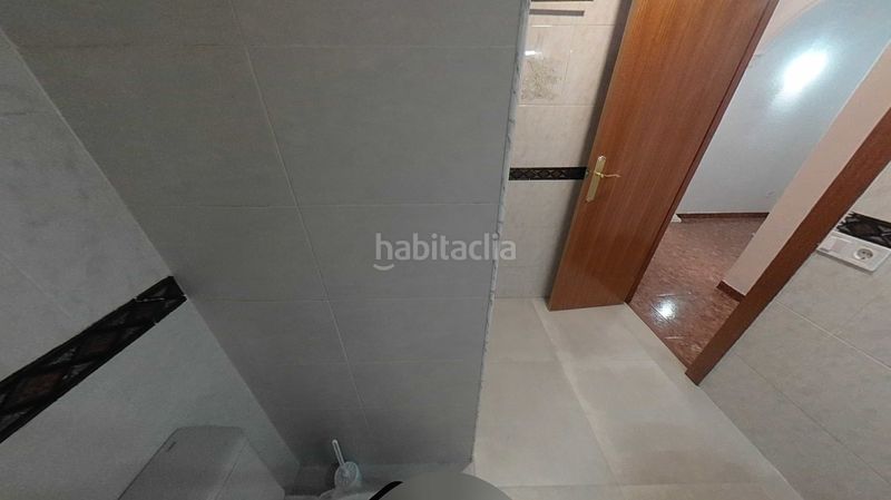 Foto 166c2879-f2fb-4605-bcec-6e93c15784fe. Dúplex solvia inmobiliaria dúplex hospitalet de llobregat el en Hospitalet de Llobregat (L´)