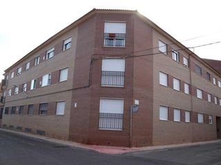 Appartement  C/ dos de mayo. Solvia inmobiliaria  piso fuensalida