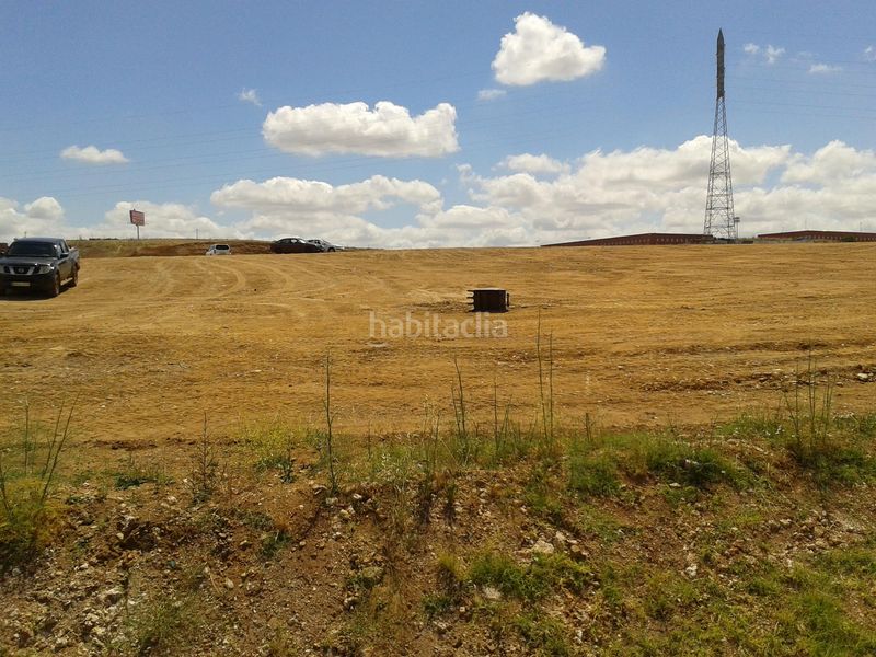 Foto c8b9b812-e4f5-4eea-a604-c47603bd6a41. Finca rústica a Maria Auxiliadora - Barriada de Llera Badajoz