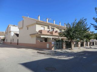 Dúplex  C/ del río eo. Solvia inmobiliaria  dúplex los alcázares