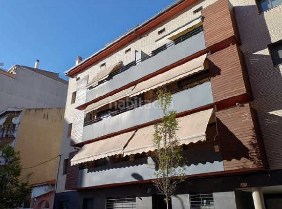 Foto 5ab3fea8-9dd4-427a-9bd1-fd54713589b8. Aparcament cotxe a Mercat Rubí