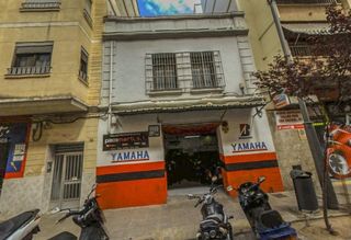 Local Comercial  C/ ferrocarril d´alcoy. Solvia inmobiliaria  locales gandia