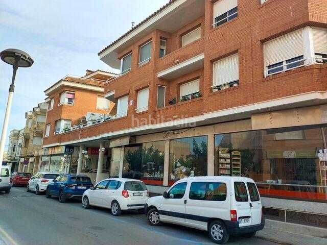 Foto 3f7bd13d-8902-4a94-b476-9154c072a850. Aparcament cotxe a Deltebre