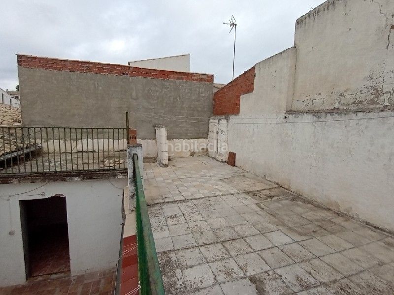 Foto fbbb281c-7c93-4814-ad40-4030568d3a28. Xalet a Úbeda