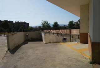 Parking coche  Av olimpia. Solvia inmobiliaria  garaje vic