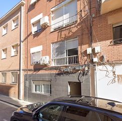 Etagenwohnung  C/ espriu. Solvia inmobiliaria  piso santa coloma de gramenet