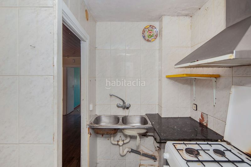 Foto 4ca55301-dadf-40ac-8da8-7561bcb914f6. Pis a Roquetes Barcelona