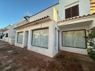Business premise  C/ saturn. Solvia inmobiliaria  locales llucmajor