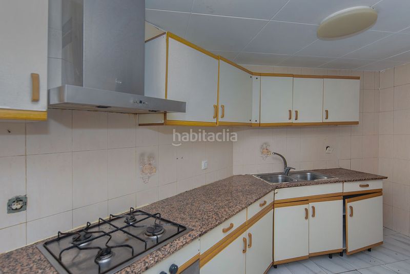 Foto eb79d8f7-ed7c-4e39-93dd-17b5061f32ef. Pis a Centre Blanes