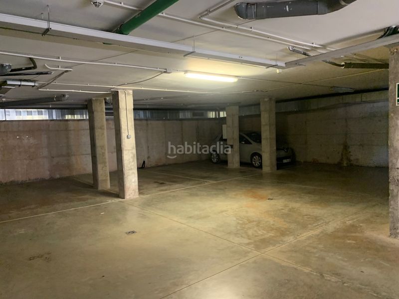 Foto 34e273e3-ab95-4b0f-9781-22c7b4c952ae. Aparcament cotxe a Callús