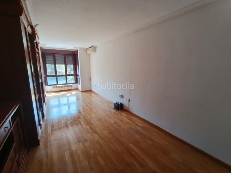 Foto 7f552aab-533a-40a7-bb61-c252ef62206c. Pis a Orcasitas Madrid
