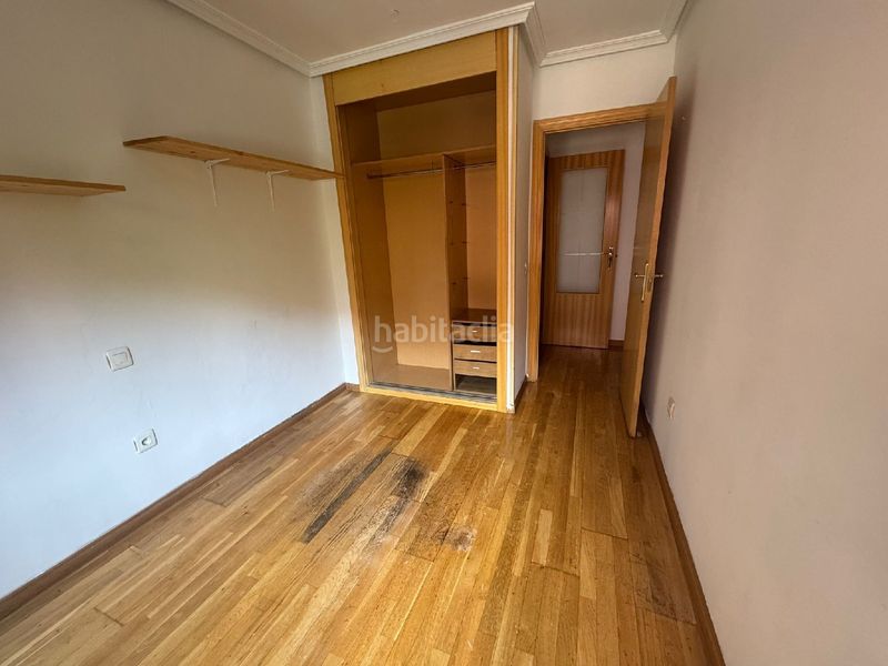 Foto b1b4c7a5-6140-4163-a802-871e8e3d7fd8. Pis a Orcasitas Madrid