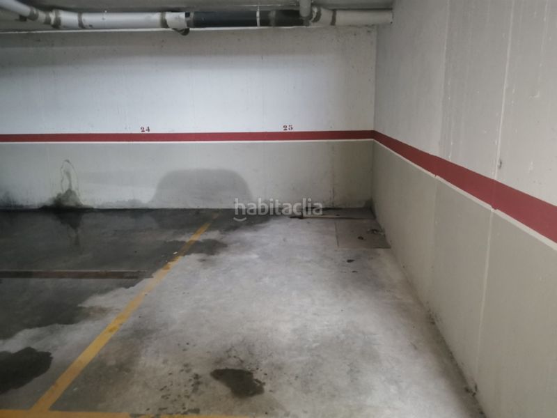 Foto 489211b4-b75f-4dc0-a3ff-a84a78e0a02c. Aparcament cotxe a Calaf